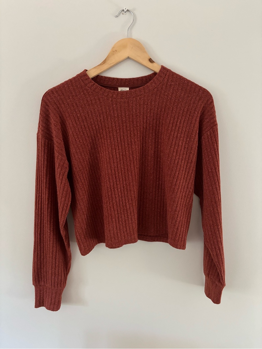 Wilfred Cropped Ribbed Crewneck Sweatshirt - Rust